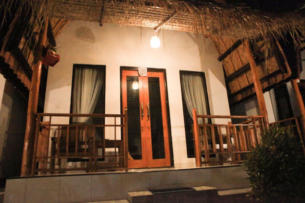 Dayuh House Hotel Batumadeg Ngoại thất bức ảnh